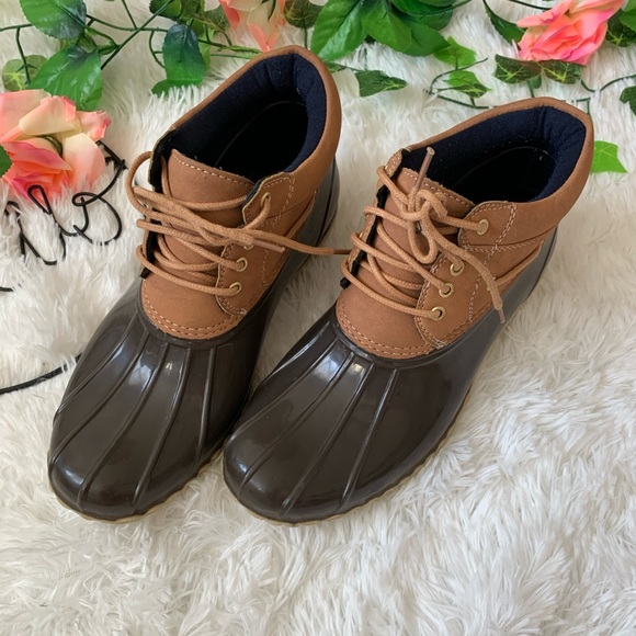 tommy hilfiger harley duck boots